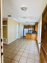 1922 Upland Dr in Edinburg, TX - Building Photo - Building Photo