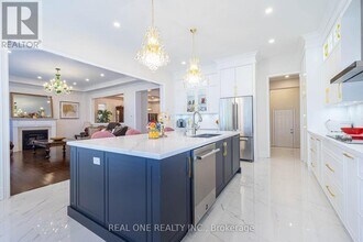 3209 Buttonbush Trl in Oakville, ON - Building Photo - Building Photo