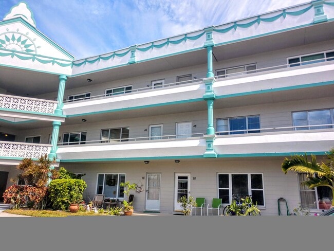 2370 Jamaican St in Clearwater, FL - Building Photo - Building Photo