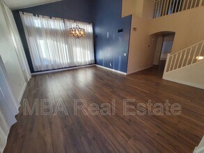 5227 W Desert Ln in Phoenix, AZ - Building Photo - Building Photo