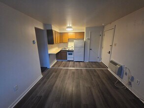 21 Lunar Ln in Carnot-Moon, PA - Building Photo - Building Photo