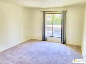 1655 E Palm Canyon Dr in Palm Springs, CA - Building Photo - Building Photo