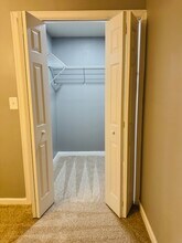 9824 Stonehaven Ct in Waldorf, MD - Foto de edificio - Building Photo