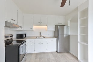 Silverado Gardens in Napa, CA - Building Photo