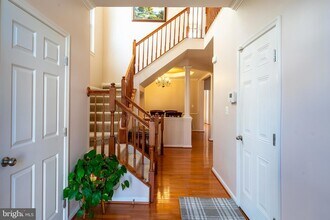 13779 Lowe St, Unit 11 in Chantilly, VA - Building Photo - Building Photo