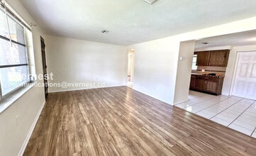 3600 Berkshire St in New Port Richey, FL - Foto de edificio - Building Photo