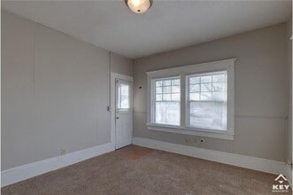 856 S Millwood Ave in Wichita, KS - Building Photo - Building Photo