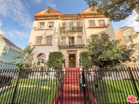 434 S Rampart Blvd in Los Angeles, CA - Building Photo