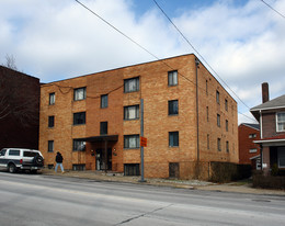 3592 Brighton Rd Apartamentos