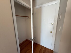 44 Maple St, Unit 101 in Boston, MA - Building Photo - Building Photo