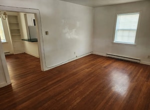 6731 Patterson Ave in Richmond, VA - Building Photo - Building Photo