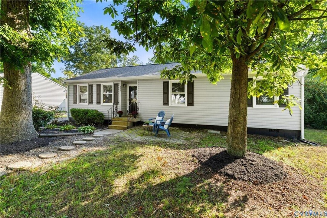 9307 Shiloh Dr in Richmond, VA - Building Photo