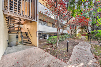 455 Grant Ave, Unit Unit 3 in Palo Alto, CA - Foto de edificio - Building Photo