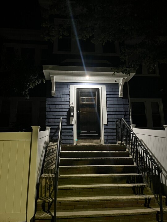 28 Supple Rd in Boston, MA - Building Photo