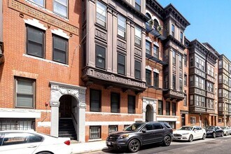 12 Battery St, Unit 5 in Boston, MA - Foto de edificio - Building Photo