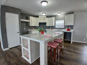 13613 Wesleyan Blvd in Orlando, FL - Building Photo - Building Photo