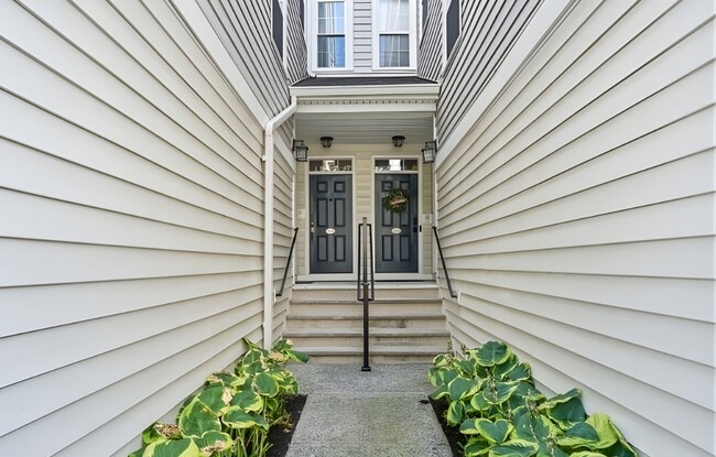 107 Brittany Ct in Clifton, NJ - Building Photo - Building Photo