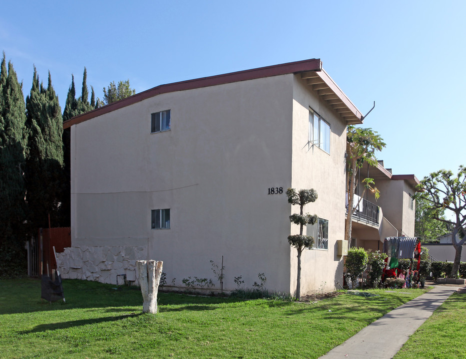 1838 E Wilson Ave in Orange, CA - Building Photo