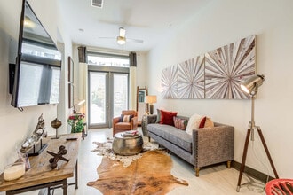 IMT at the Galleria in Franklin, TN - Foto de edificio - Building Photo