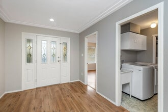 8181 Kunimoto Ct in Mission, BC - Building Photo - Building Photo