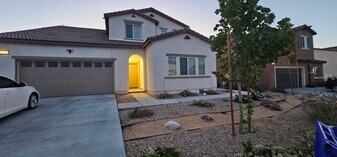 11386 Dunhaven Way in Victorville, CA - Building Photo