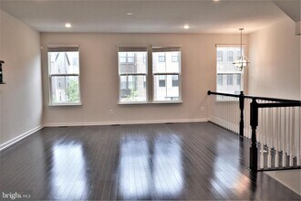 3066 Alan Shepard St in Herndon, VA - Building Photo - Building Photo