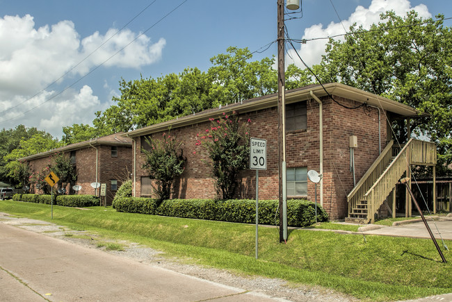 Florida Park Apartments II in Beaumont, TX - Building Photo - Building Photo