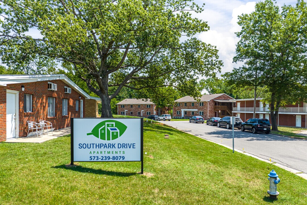 Southpark Apartments in Columbia, MO - Building Photo