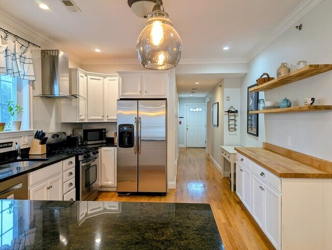 property at 17 Lafield St