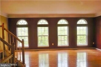 13599 Flying Squirrel Dr in Herndon, VA - Building Photo - Building Photo