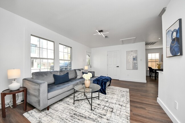 4215 Eli St in Houston, TX - Building Photo - Building Photo