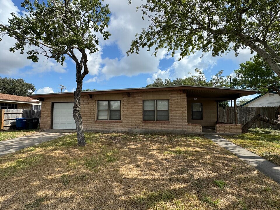4510 N Shea Pky in Corpus Christi, TX - Building Photo