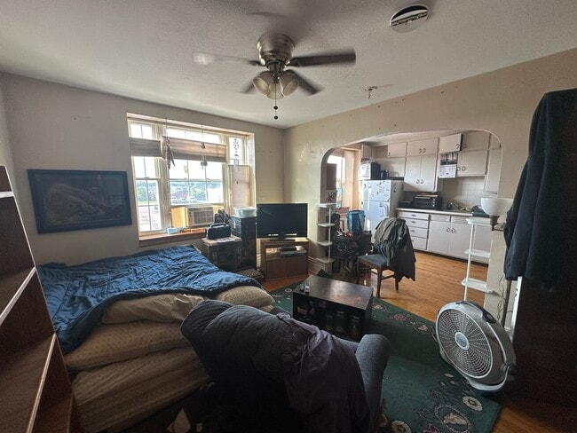 807 S Front St, Unit 3