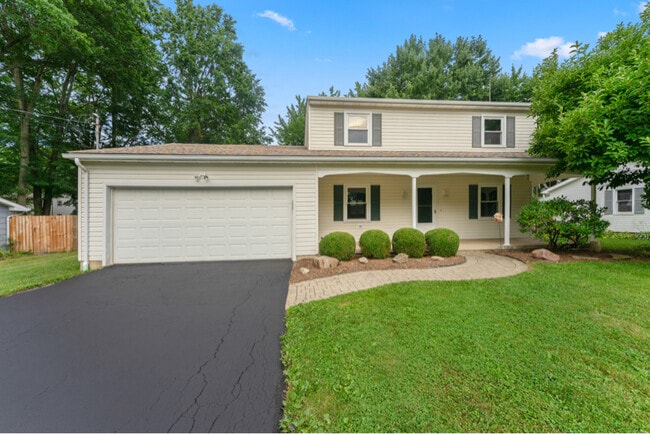 property at 158 N Colonial Dr