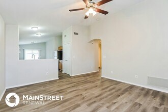 8669 S Desert Dove Dr in Tucson, AZ - Building Photo - Building Photo