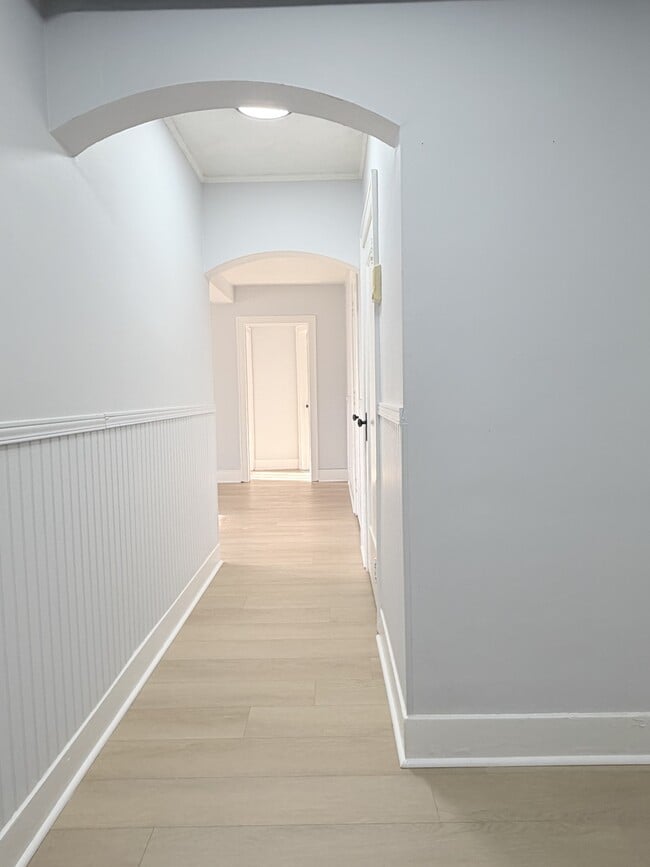 36 Hanna St W in Windsor, ON - Building Photo - Building Photo