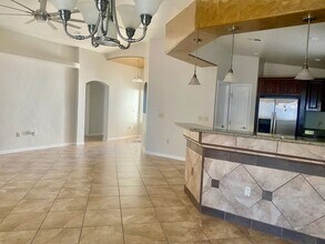 7324 Vista De Sobre Dr in Las Cruces, NM - Building Photo - Building Photo