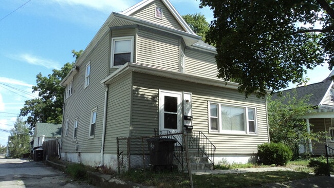 117 E Suttenfield St, Unit 2