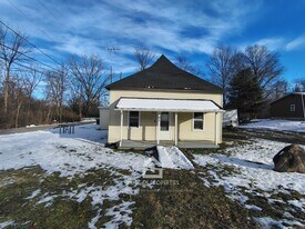 701 S Black St in Alexandria, IN - Building Photo