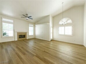 1738 Navarre Ln in Henderson, NV - Building Photo - Building Photo