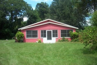 509 E Magnolia St, Unit B in Kissimmee, FL - Building Photo - Building Photo