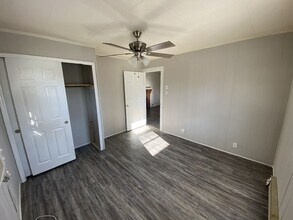 209.5 E Ridge Ave in Landis, NC - Foto de edificio - Building Photo