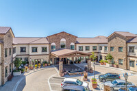 Varenita of Westlake in Westlake Village, CA - Foto de edificio - Building Photo