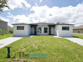 406 Albatross Ct in Poinciana, FL - Building Photo