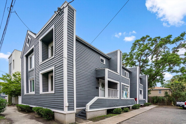 22 Ogier St in Charleston, SC - Building Photo - Building Photo