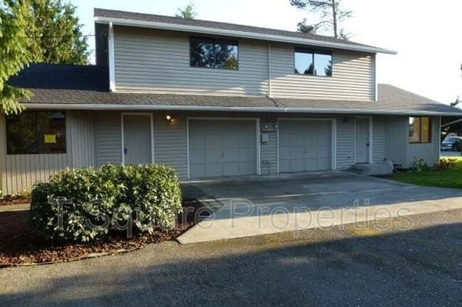 property at 2121 Chestnut St