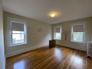 1330 Commonwealth Ave, Unit 24 in Boston, MA - Building Photo - Building Photo