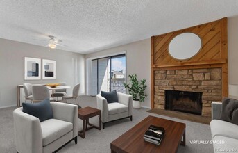 4896 S Dudley St, Unit 6-8 in Littleton, CO - Building Photo - Building Photo