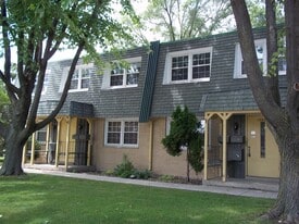 12850 W Hampton Ave in Butler, WI - Building Photo