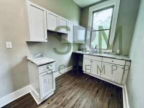 2708 W Main St in Louisville, KY - Building Photo - Building Photo